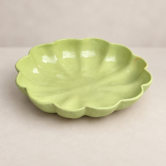 Blossom Platter 18cm | Avocado