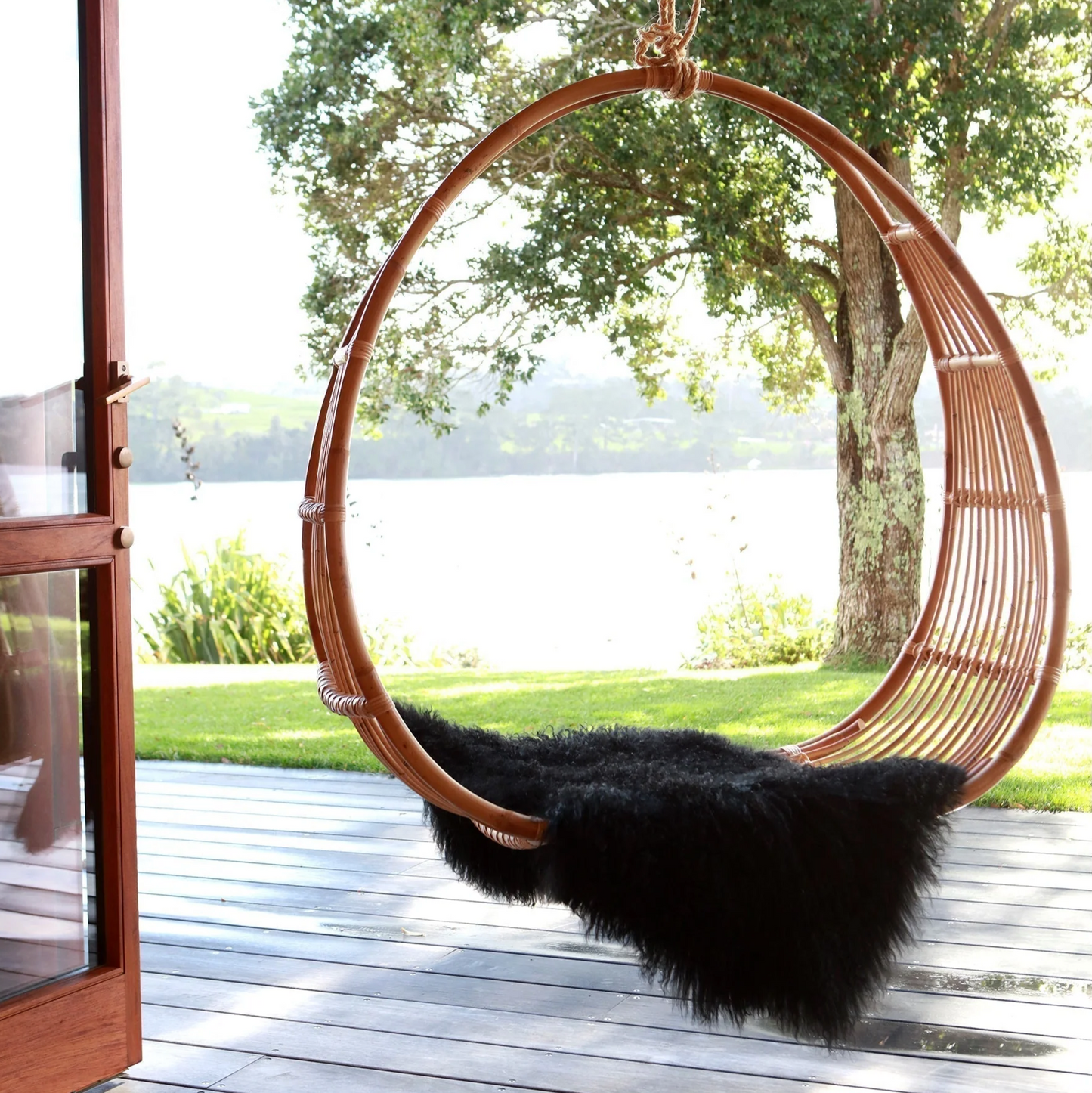 Tibetan Lambskin Rug | Black