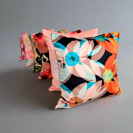 Pop of Flora | Velvet Cushion