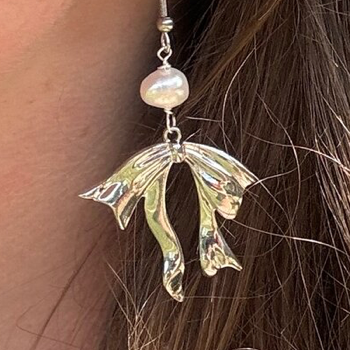 Valentina Bow Earrings