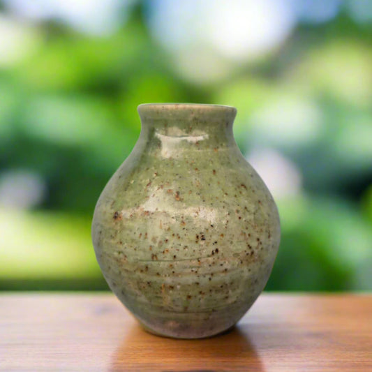 winnceramicsbudvaseceladonpotterynewzealandedh