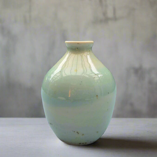 winnceramicsbudvaseeggblueglazenzpotter2