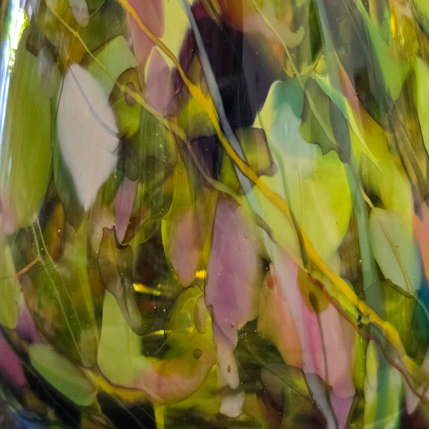 Tear Drop Sculpture | Green Rainbow