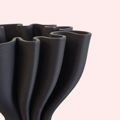 Le Forge | 3D Black Vase