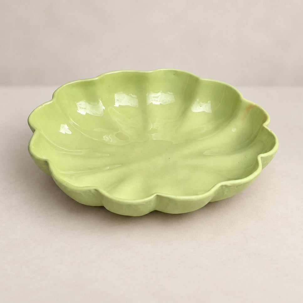 Blossom Platter 18cm | Avocado