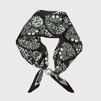 Pearl Fasten Neck Scarf | Cocoa