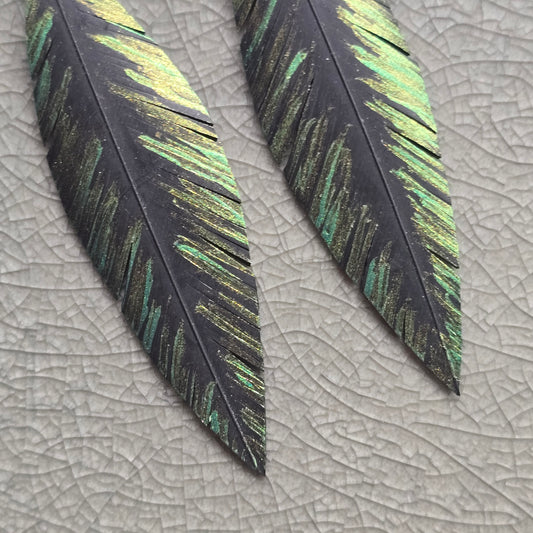 Pique Feather Earrings | Green Gold
