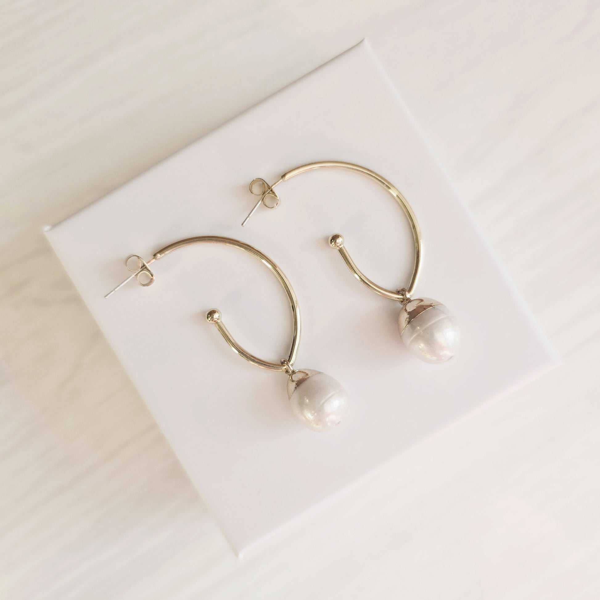 TWIGG
Harper Pearl Drops2
