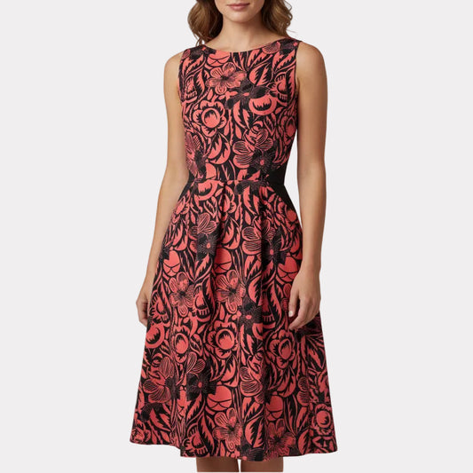 Veronika Maine | Pre Loved