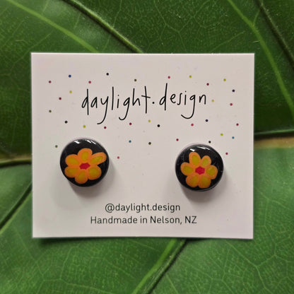 Daylight Design | Resin Studs