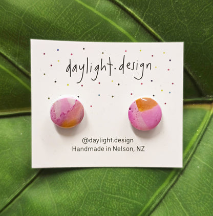Daylight Design | Resin Studs