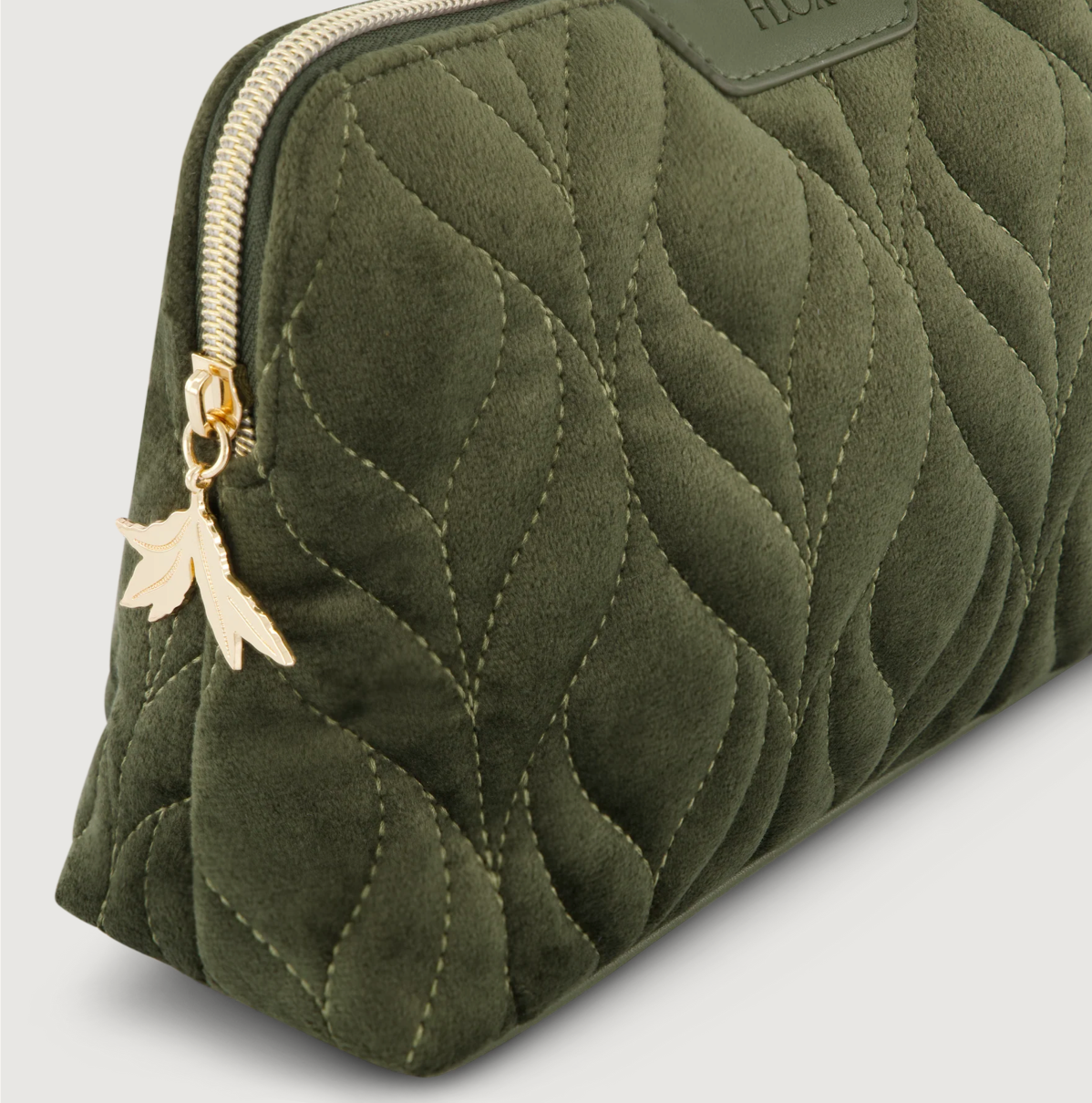 FLOX Ahi Velvet Purse | Medium Green