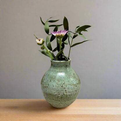 winnceramicsbudvaseceladonpotterynewzealandedh5