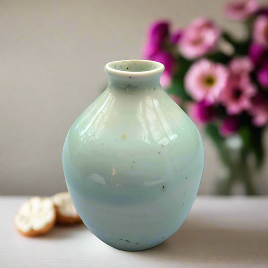 winnceramicsbudvaseeggblueglazenzpottery